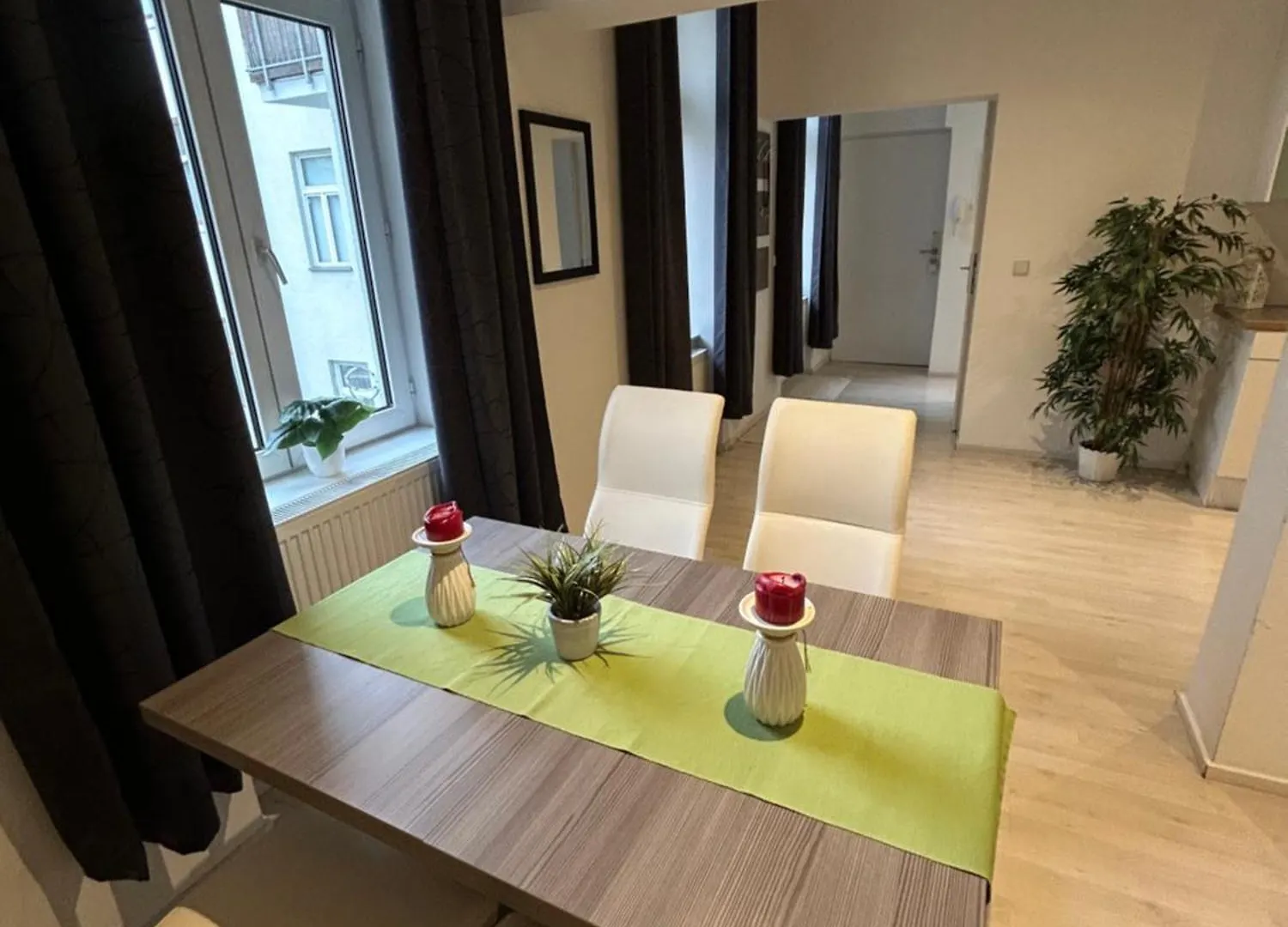 Schoene, Helle Wohnung In Stadtnaehe Vienna Austria
