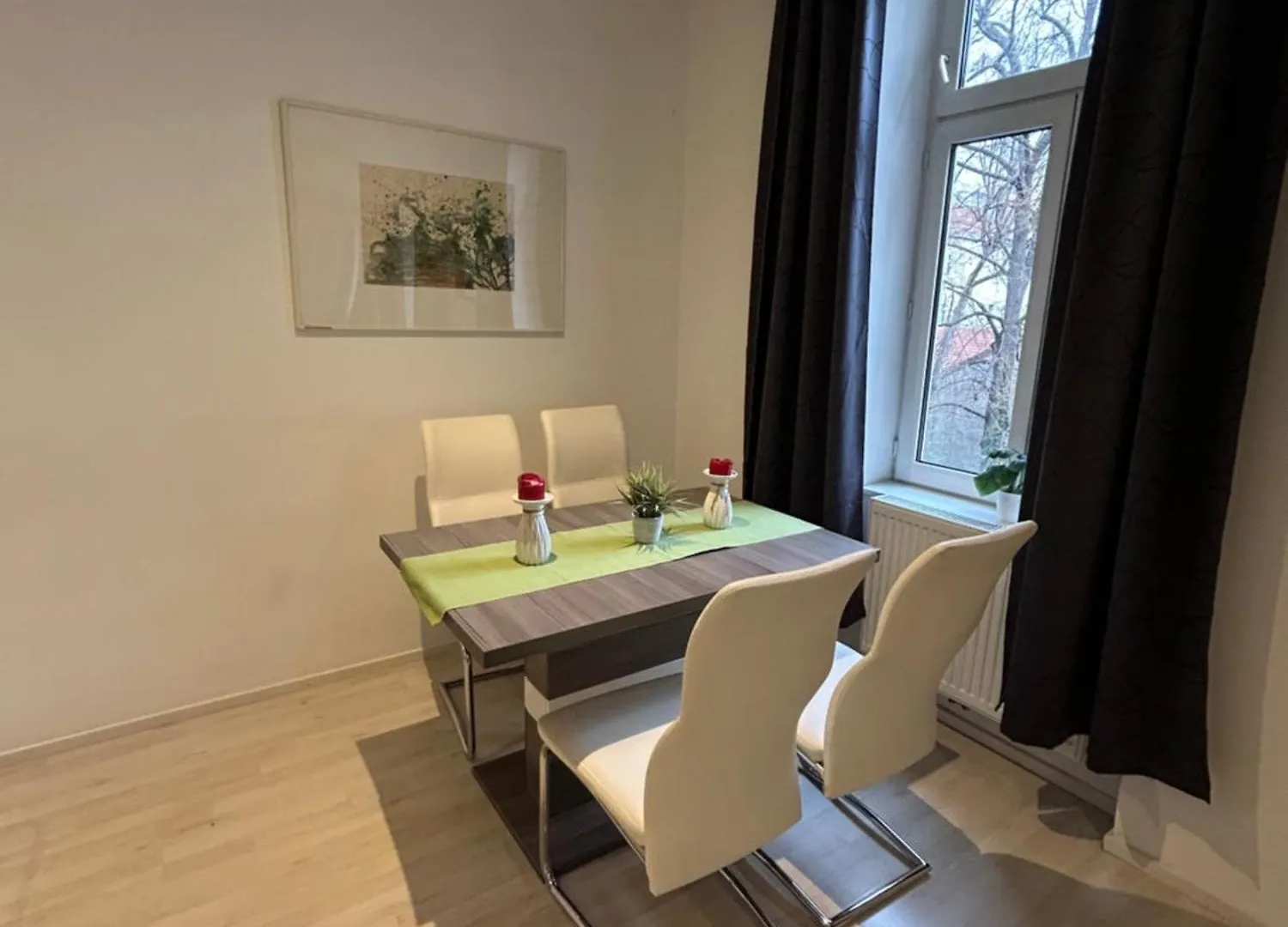 Schoene, Helle Wohnung In Stadtnaehe Vienna Apartment