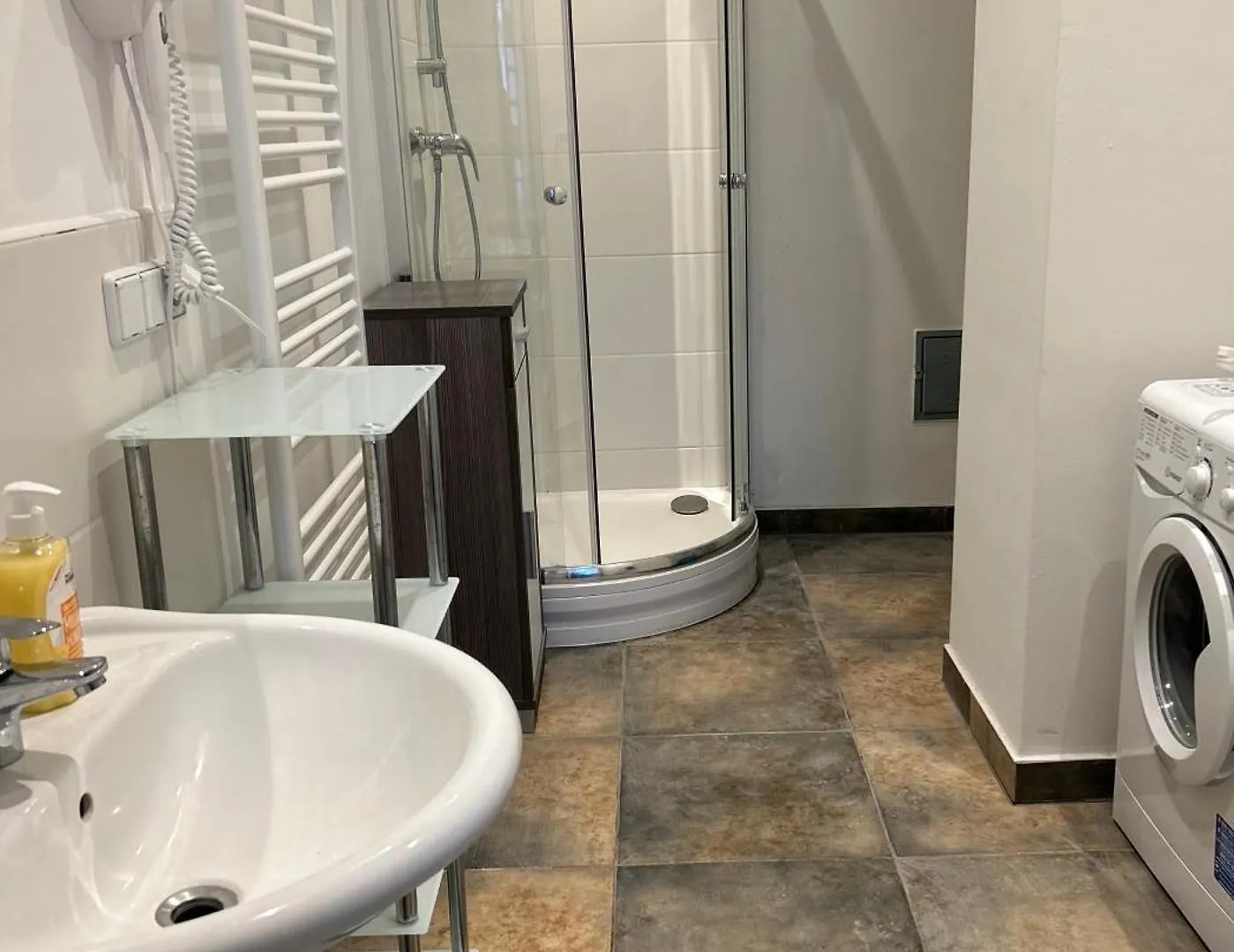 Schoene, Helle Wohnung In Stadtnaehe Vienna Apartment