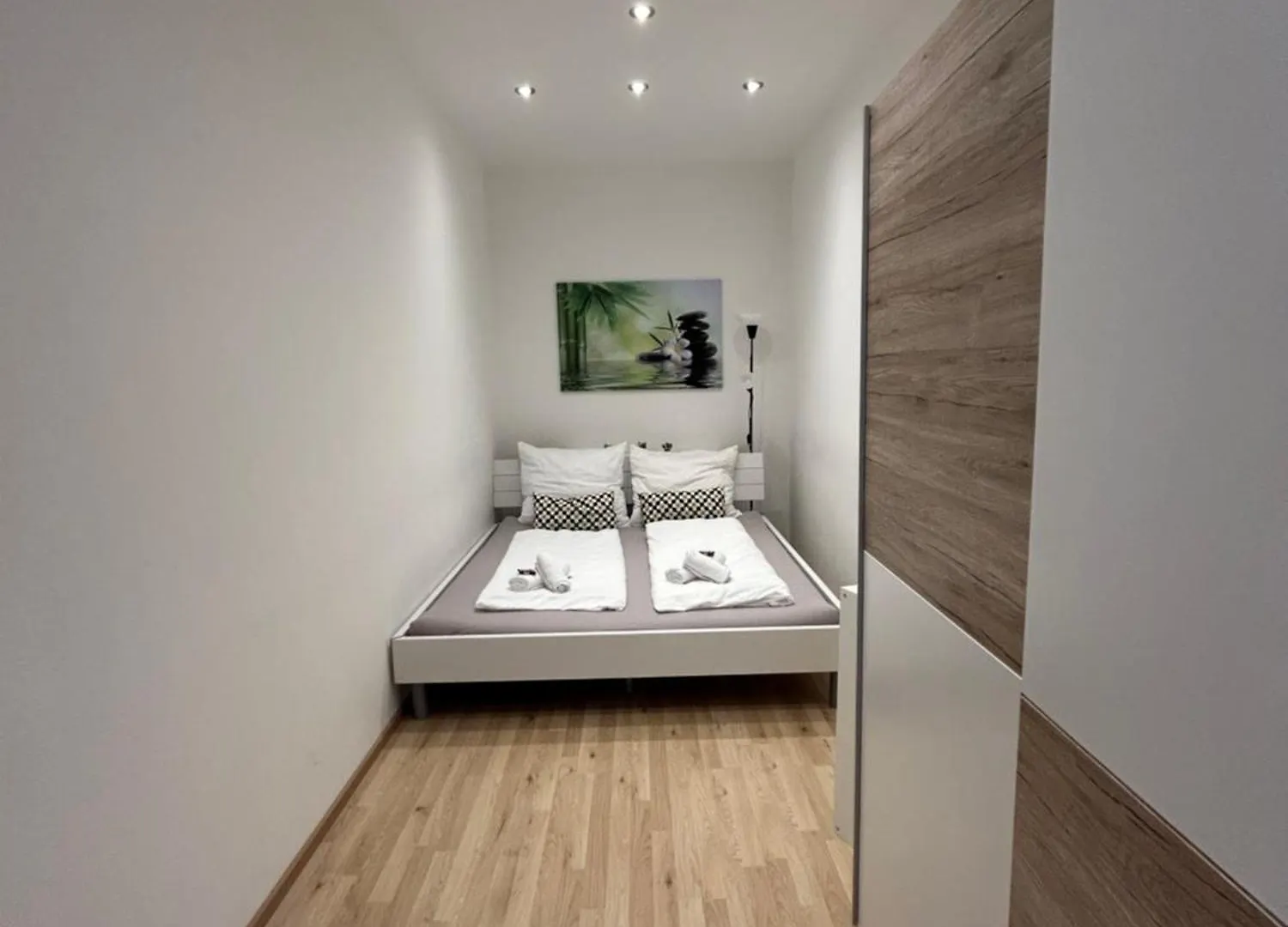 Schoene, Helle Wohnung In Stadtnaehe Vienna Apartment