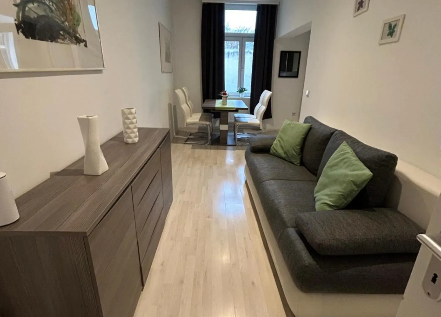 Apartment Schoene, Helle Wohnung In Stadtnaehe Vienna Austria