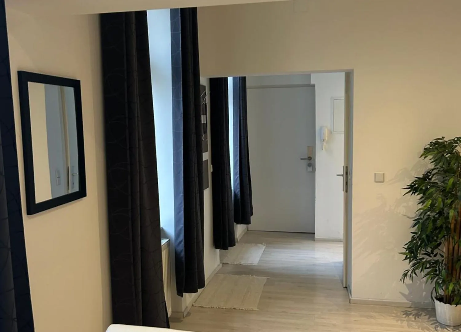 Apartment Schoene, Helle Wohnung In Stadtnaehe Vienna
