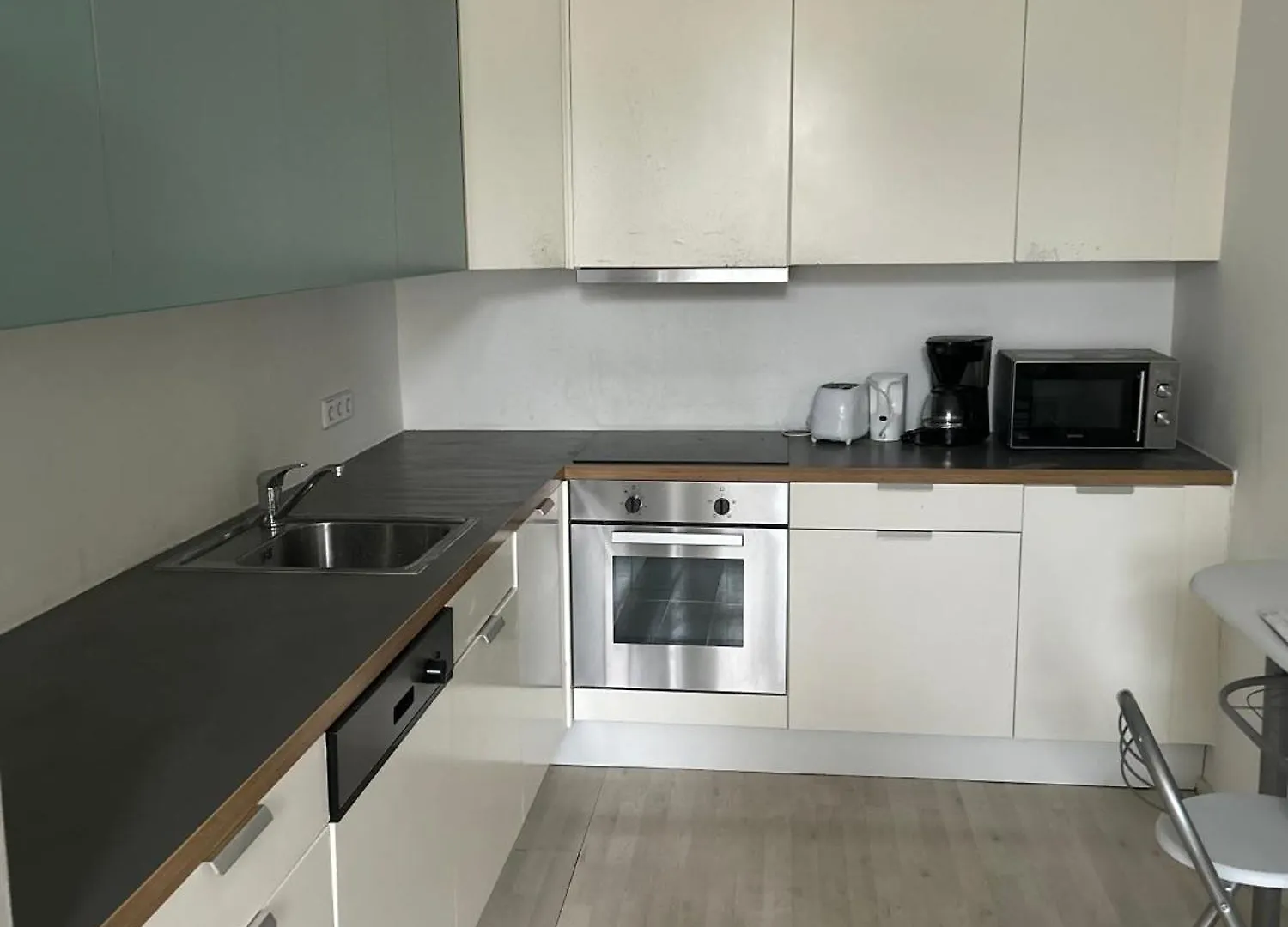 Apartment Schoene, Helle Wohnung In Stadtnaehe Vienna